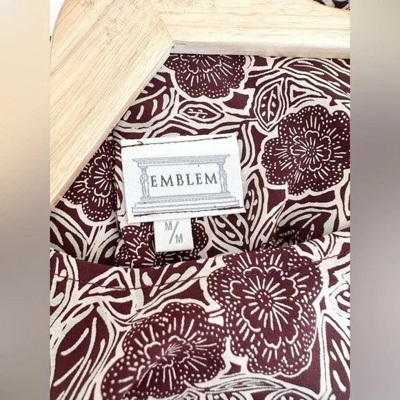 Vintage “Emblem” Floral Sleeveless Dress - Knee length - Burgundy Size: Medium - Picture 6 of 7